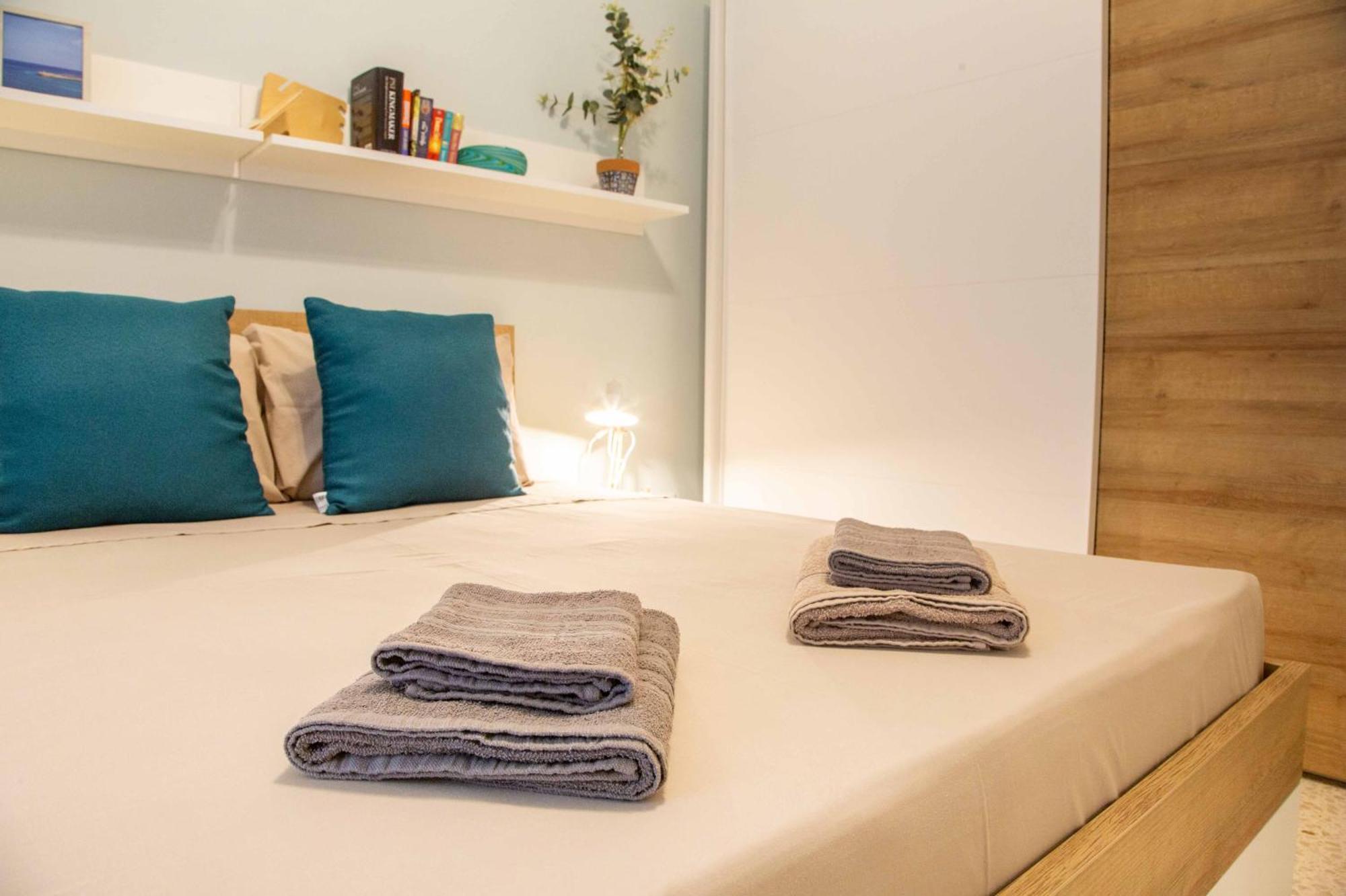 Spacious, Modern 3 Bedroom Apartment - เซนต์พอลส์เบย์ ภายนอก รูปภาพ