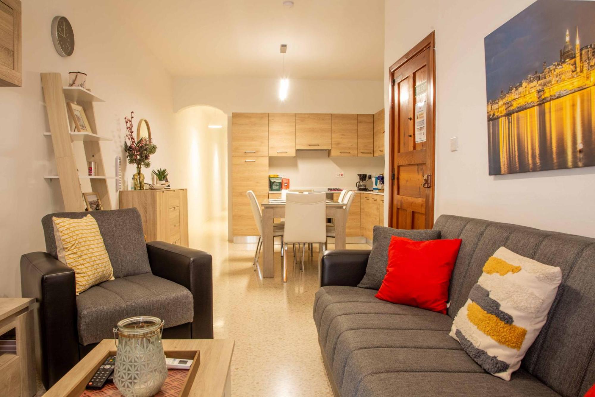 Spacious, Modern 3 Bedroom Apartment - เซนต์พอลส์เบย์ ภายนอก รูปภาพ